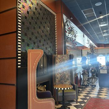 Chit Chat Diner - Decor - Diners Near Me - West Orange, New Jersey