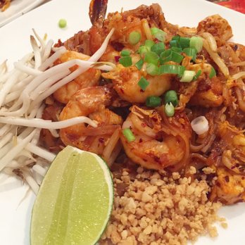 Baan Thai Sabaidee - Shrimp Pad Thai Lunch Special - Thai Near Me - West Chester, Pennsylvania Baan Thai Sabaidee - Shrimp Pad Thai Lunch Special - Thai Near Me - West Chester, Pennsylvania