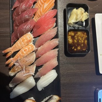 Blufish Sushi & Grill - Nigiri - Sushi Bars Near Me - Torrance, California