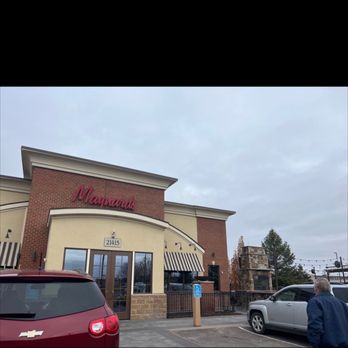 Maynard's Restaurant - Rogers - the outside of the restaurant - American Near Me - Rogers, Minnesota