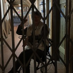 Tollroad Restaurant - My 76 yr old disabled cousin still waiting.