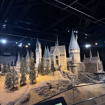 Warner Bros Studio Tour London - Tours Near Me - Leavesden, HRT Warner Bros Studio Tour London - Tours Near Me - Leavesden, HRT