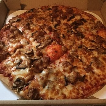 Fresh Brothers - El Segundo - Mushroom and Sausage Pizza - Pizza Near Me - Los Angeles, California