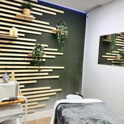 Touch Massage - 4 treatment rooms designed to provide you the holistic treatments your mind, body and soul need.