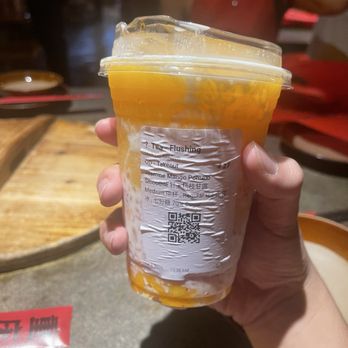 Molly Tea - Jasmine Mango Pomelo Smoothie - Bubble Tea Near Me - New York, New York Molly Tea - Jasmine Mango Pomelo Smoothie - Bubble Tea Near Me - New York, New York