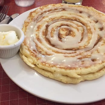 Sweet Maple Cafe - Delicious cinnamon roll pancake - American Near Me - Chicago, Illinois Sweet Maple Cafe - Delicious cinnamon roll pancake - American Near Me - Chicago, Illinois