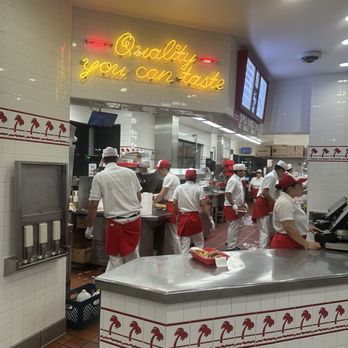 In-N-Out Burger - Burgers Near Me - San Diego, California In-N-Out Burger - Burgers Near Me - San Diego, California