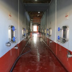 Elixir Wine - All's quiet in the winery today