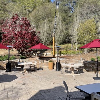Maggy Hawk - Back patio with heat lamps - Wineries Near Me - Philo, California