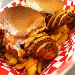 The Food Zone - 3rd coast slammers (chicken sandwiches)
