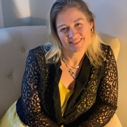 Cracked Open Therapy - Jessica Joslin, MS, LMHCA, Therapist at Inlow Counseling. Trauma, Addiction, Adolescents.