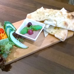 Pizza Olive - Pizzapane mit Olivenpaste, lecker!!!