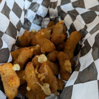 Yellow Springs Brewery - Fried cheese curds - Brewpubs Near Me - Columbus, Ohio Yellow Springs Brewery - Fried cheese curds - Brewpubs Near Me - Columbus, Ohio