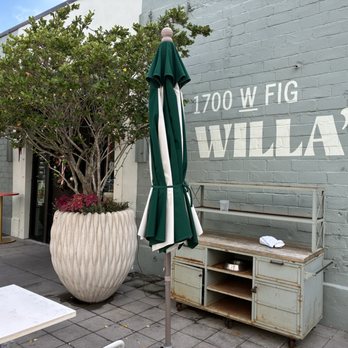 Willa's - Willa's entrance - New American Near Me - Tampa, Florida Willa's - Willa's entrance - New American Near Me - Tampa, Florida