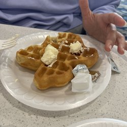 La Quinta by Wyndham Dallas Duncanville - Fresh made waffles for my daughter