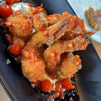 Off The Hook Raw Bar & Grill - Seafood Near Me - Freeport, New York