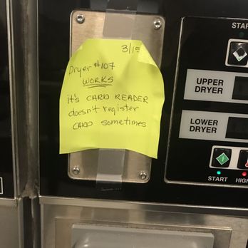 Manoa Laundry  - Note, the dryer actually did not work, there was no heat. - Laundromat Near Me - Honolulu, Hawaii
