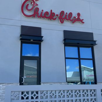 Chick-fil-A - Fast Food Near Me - Bayamón, Puerto Rico