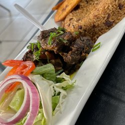 Antojitos Dominicano - Ox tail