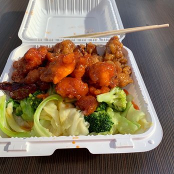 King Cajun Grill - Three item combo, skimpy veggies - Fast Food Near Me - Jersey City, New Jersey King Cajun Grill - Three item combo, skimpy veggies - Fast Food Near Me - Jersey City, New Jersey