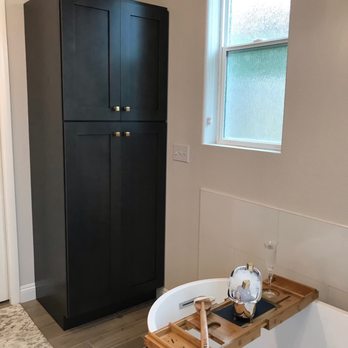 San Diego Vanities - Spacious linen closet. - Kitchen & Bath Near Me - San Diego, California San Diego Vanities - Spacious linen closet. - Kitchen & Bath Near Me - San Diego, California