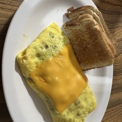 Cafe 93 - Bacon omelette with sourdough