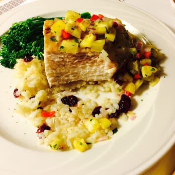 DoubleTree by Hilton Hotel Modesto - Room service sword fish - Hotels Near Me - Modesto, California DoubleTree by Hilton Hotel Modesto - Room service sword fish - Hotels Near Me - Modesto, California