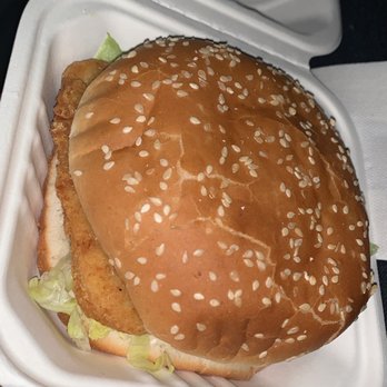 Crown Chicken & Grill - Chicken sandwich - Halal Near Me - Hicksville, New York