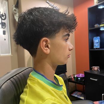 Gunslinger Grooming - Blowout taper - Barbers Near Me - Westminster, Colorado Gunslinger Grooming - Blowout taper - Barbers Near Me - Westminster, Colorado