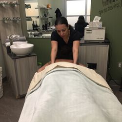Ary's Massage Therapy