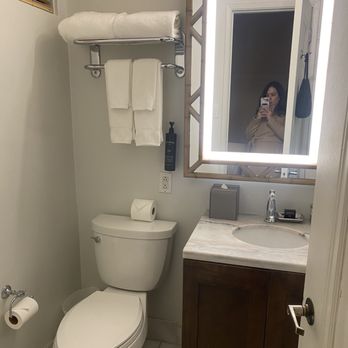 Hotel Triton - Bathroom - Hotels Near Me - San Francisco, California Hotel Triton - Bathroom - Hotels Near Me - San Francisco, California