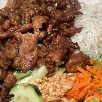 Pho Legend - grilled pork vermicelli - Noodles Near Me - Los Angeles, California Pho Legend - grilled pork vermicelli - Noodles Near Me - Los Angeles, California