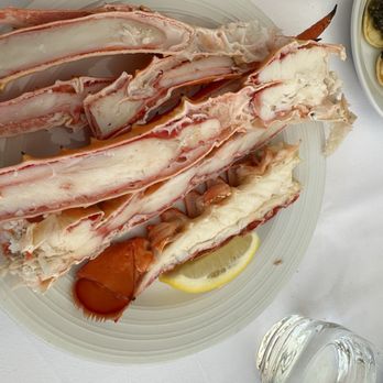 The Biltmore Brunch - Fresh crabs and lobster - Breakfast & Brunch Near Me - Coral Gables, Florida The Biltmore Brunch - Fresh crabs and lobster - Breakfast & Brunch Near Me - Coral Gables, Florida