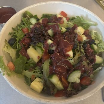 Commonfork Bites & Brews - Mixed greens salad with blueberries and pineapple. Berry vinaigrette - Pubs Near Me - Colorado Springs, Colorado