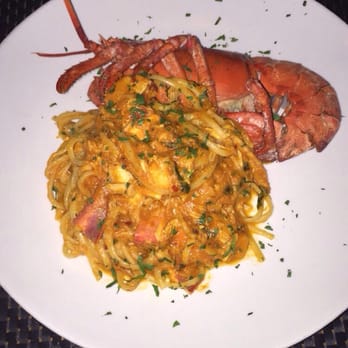 Moonshadows - Linguini crab and lobster special - Seafood Near Me - Malibu, California Moonshadows - Linguini crab and lobster special - Seafood Near Me - Malibu, California