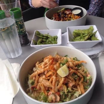 Cali - Brandon - Chicken Thai Bowl and Garluc Lime Edamame - New American Near Me - Riverview, Florida Cali - Brandon - Chicken Thai Bowl and Garluc Lime Edamame - New American Near Me - Riverview, Florida