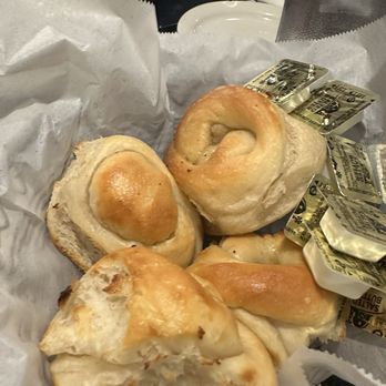 Viva La Pasta - Rolls of delicious bread - Italian Near Me - Lewisville, Texas Viva La Pasta - Rolls of delicious bread - Italian Near Me - Lewisville, Texas