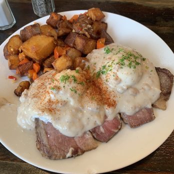 Vic's - Biscuit & Brisket - Breakfast & Brunch Near Me - Martinez, California