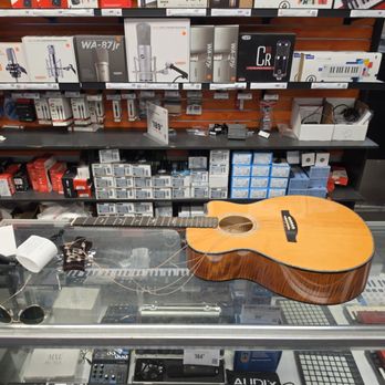 Guitar Center - Musical Instruments & Teachers Near Me - Bakersfield, California Guitar Center - Musical Instruments & Teachers Near Me - Bakersfield, California