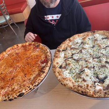 Scottie's Pizza Parlor NW - Pizza Near Me - Portland, Oregon Scottie's Pizza Parlor NW - Pizza Near Me - Portland, Oregon