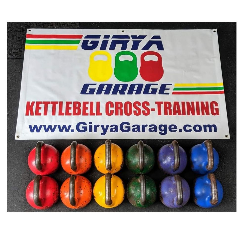 Girya Garage Logo