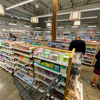 Metropolitan Market - Pharmacy - Grocery Near Me - Gig Harbor, Washington