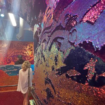 WNDR Museum - Art Museums Near Me - Chicago, Illinois