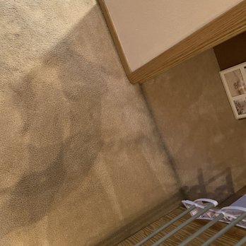 Carpet Cleaning Time - Hallway and closet before cleaning - Carpet Cleaning Near Me