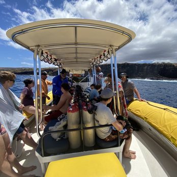 Dive Maui - Dive Maui boat - great day at Cathedrals! - Scuba Diving Near Me - Lahaina, Hawaii Dive Maui - Dive Maui boat - great day at Cathedrals! - Scuba Diving Near Me - Lahaina, Hawaii