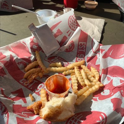 Raising Cane's Chicken Fingers by null