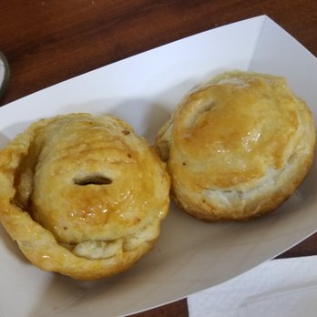 El Tejadito Bakery 1 - Vegan meat pastelitos - Coffee & Tea Near Me - Miami, Florida El Tejadito Bakery 1 - Vegan meat pastelitos - Coffee & Tea Near Me - Miami, Florida