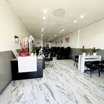 Sparkle Nails & Spa - Nail Technicians Near Me - Murrieta, California