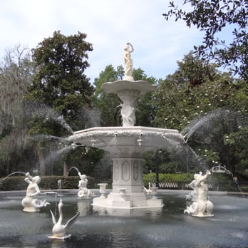 Forsyth Park - Parks Near Me - Savannah, Georgia