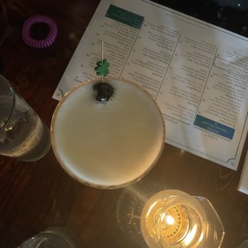Bar Cart Lounge And Restaurant - Mary Pickford - Cocktail Bars Near Me - Saint Paul, Minnesota